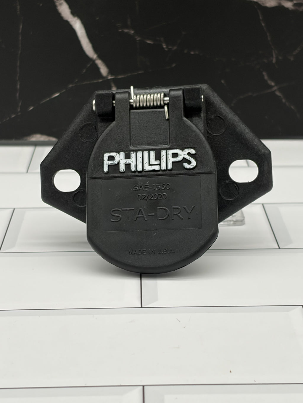 7-Way Truck & Trailer Plug Chrome & Old-School Phillips Styles