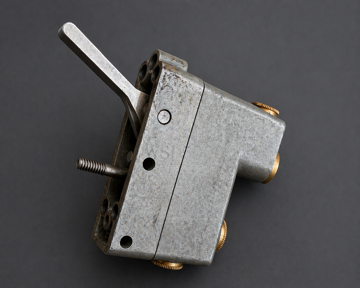 Kenworth Pre-1974 Dash Mounted Brake Valve (OEM Reman)